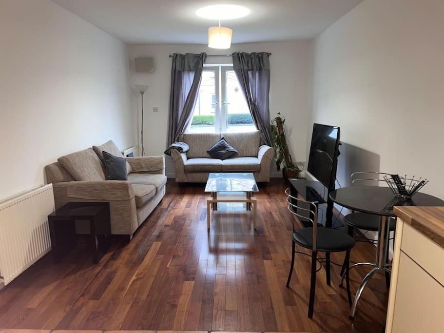 Infinity Properties Абердин Экстерьер фото